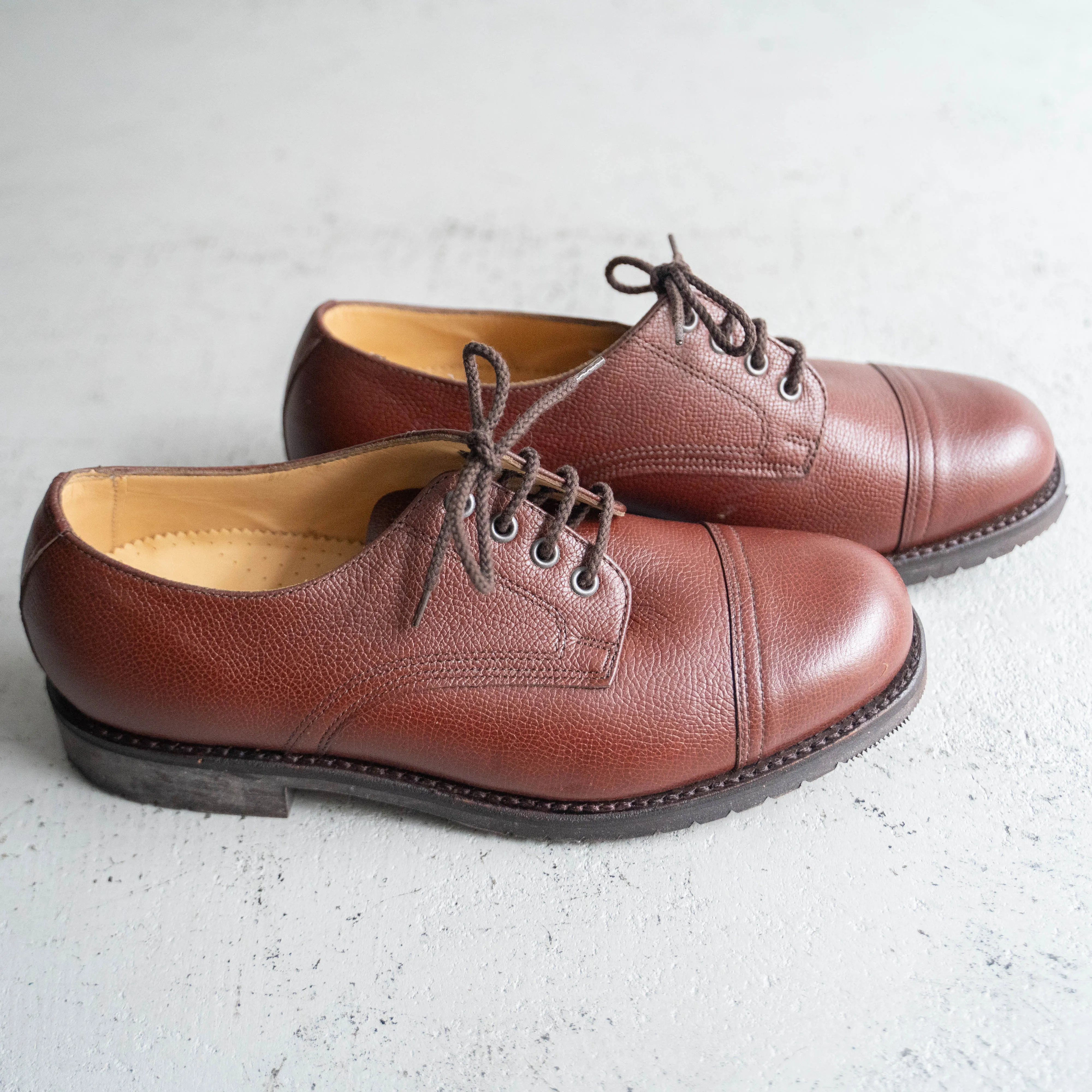 around 1990s Dutch military bordeaux color leather shoes 'dead stock'